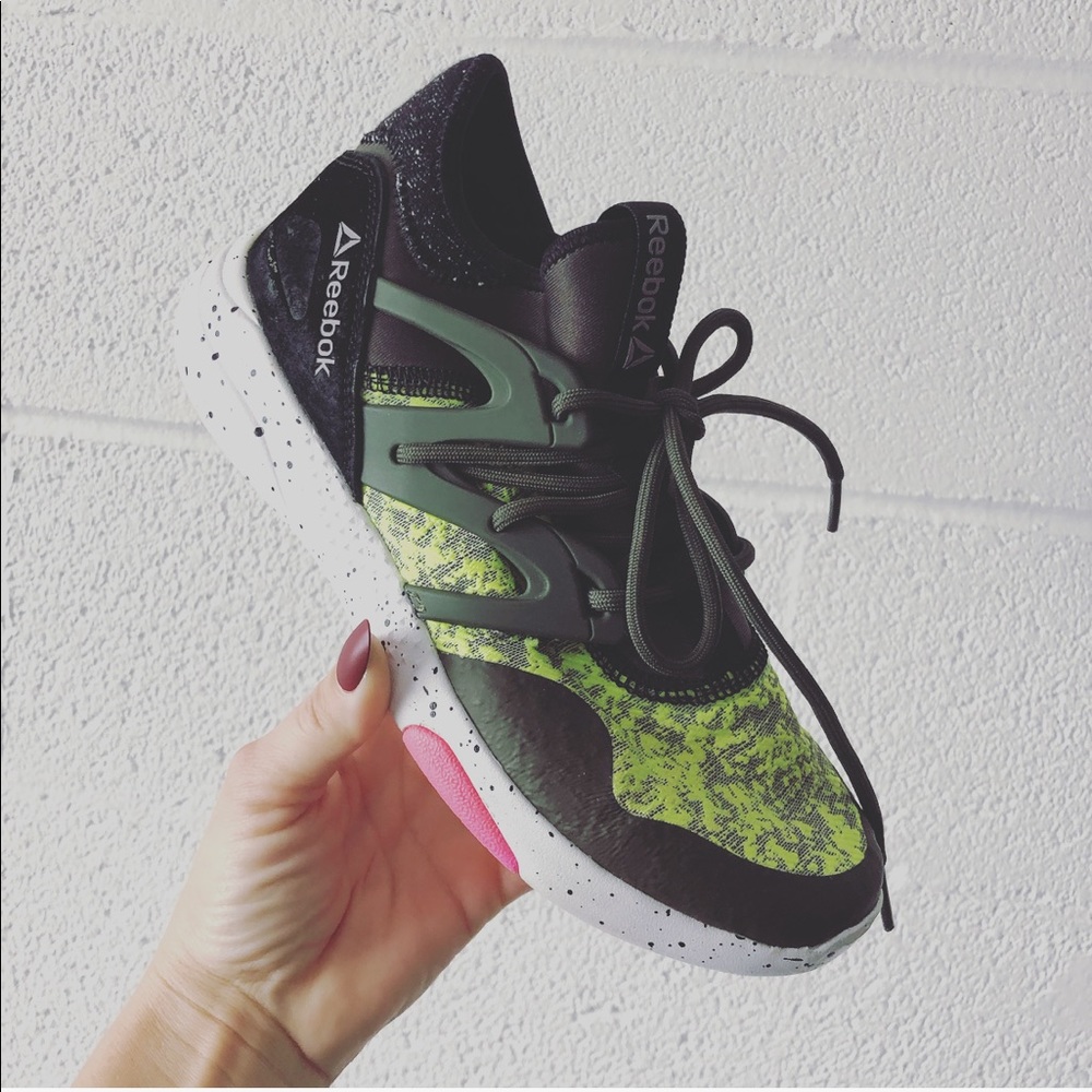Reebok Hayasu Multicolor sneakers sz: 6.5